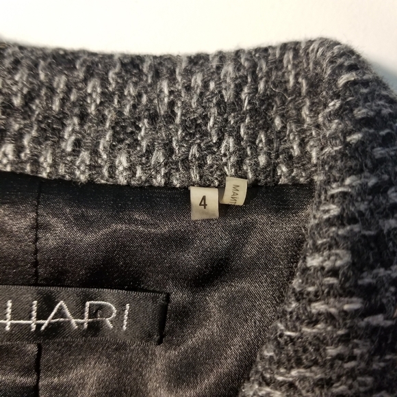 Tahari Tweed Blend Black Gray Cropped Blazer - Picture 7 of 14